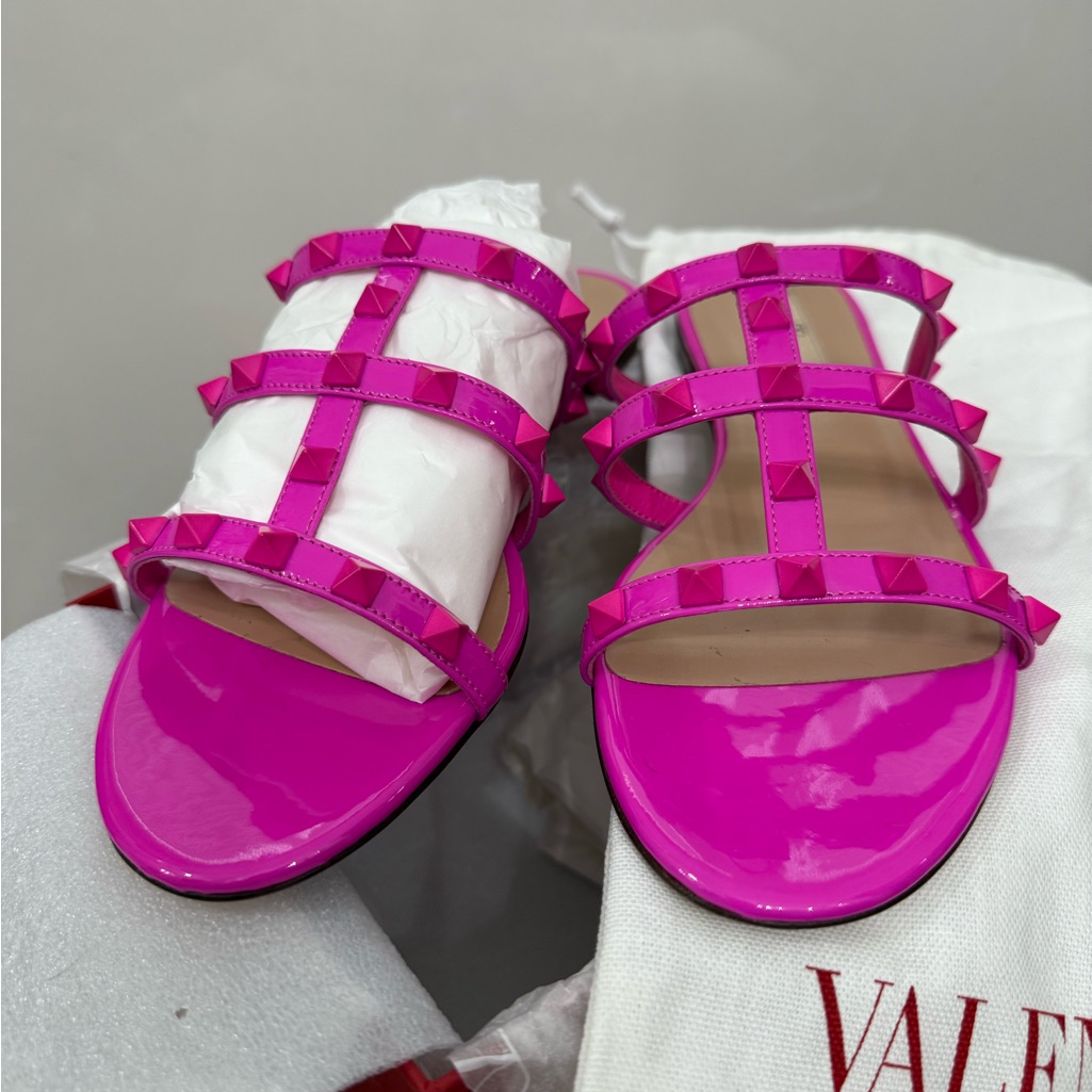 Valentino Garavani Pink Patent Leather Rockstud Women's Flat Slide Sandals 8 Nwb